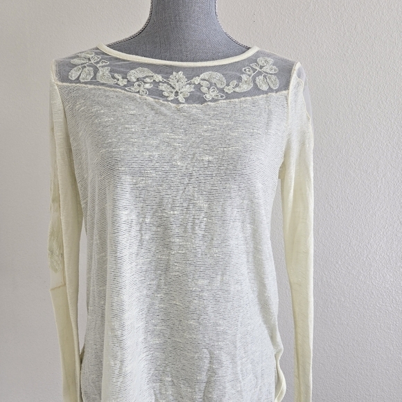 Free People Romantics Pretty Pretty Lace Long Sleeve Top Bloussize size XS - Picture 2 of 16